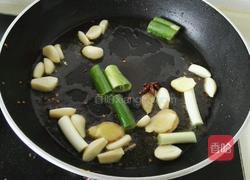 炖偏口鱼的做法图解5