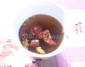 當(dāng)歸紅棗紅糖姜茶