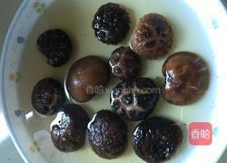 香菇滑鸡饭的做法图解3