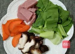 腊肉煲汤的做法图解2