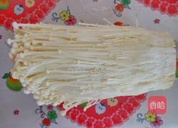 金针菇肥牛汤的做法图解2