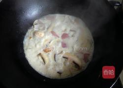 奶油蘑菇拌乌冬的做法图解4