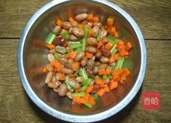 凉拌西芹花生米的做法图解7