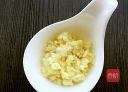 凉拌黄瓜胡萝卜丝的做法图解3