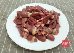 凉拌鸡心的做法图解1