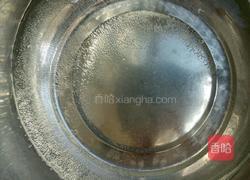 牛奶蒸蛋糕的做法图解2