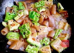 豉香猪皮焖苦瓜的做法图解10