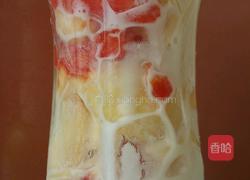 蜜桃西红柿奶昔的做法图解1