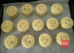广式豆沙月饼的做法图解14