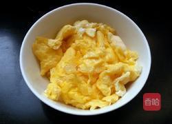 酸豆角炒蛋的做法图解5