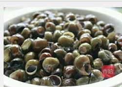 爆炒香辣田螺的做法图解3