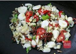 爆炒香辣田螺的做法图解5