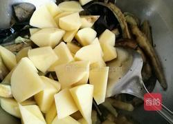 茄子炖土豆的做法图解4