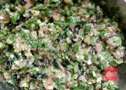 韭菜木耳馅饺子的做法图解7