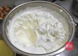 抹茶红豆蛋糕卷的做法图解2