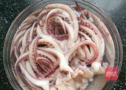 凉拌鱿鱼须的做法图解2