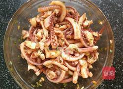 凉拌鱿鱼须的做法图解6