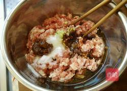 雪菜包子的做法图解1