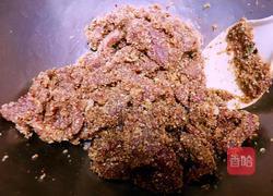 川式粉蒸牛肉的做法图解7