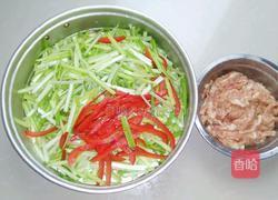 韭黄肉丝的做法图解1