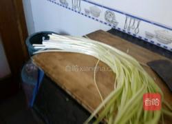 韭菜花炒鸡蛋的做法图解1