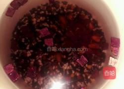 紫薯黑米粥的做法图解2
