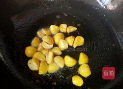 板栗啤酒烧鸭的做法图解3