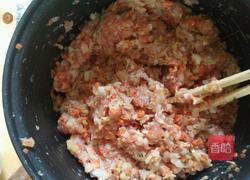 白菜猪肉水饺的做法图解5