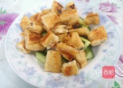 凉拌油条黄瓜的做法图解2