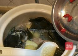 排骨海带土豆汤的做法图解5