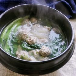白菜粉丝牛肉丸子汤的做法[图]