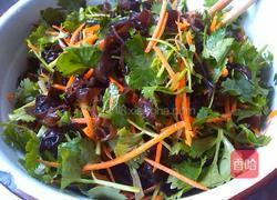 芥末油拌木耳的做法图解6