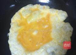 魷鱼炒蛋的做法图解7