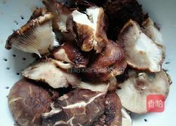 香菇牛肉馅饺子的做法图解2