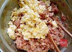 韭菜鸡蛋虾仁饺子馅的做法图解6