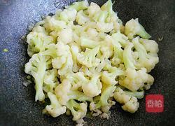 清炒菜花的做法图解7