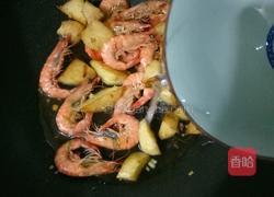 虾炖土豆的做法图解9