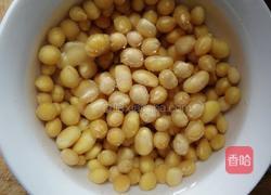 佛手瓜黄豆鸡脚汤的做法图解3