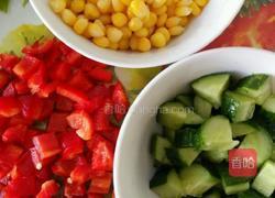 素炒玉米三丁的做法图解1