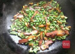 腊肉豆角焖饭的做法图解8