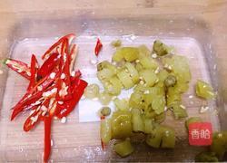 凉拌木耳洋葱的做法图解3