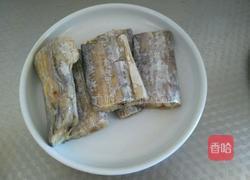 带鱼炖白菜的做法图解1