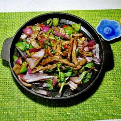 铁板牛肉的做法[图]