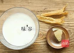 花胶炖鲜奶的做法图解1