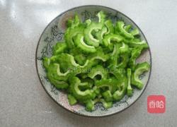 香油苦瓜的做法图解3