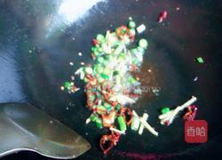 黄豆芽炒粉丝的做法图解3