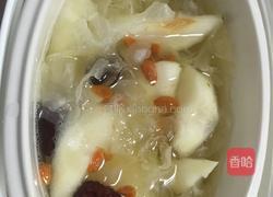 银耳雪梨糖水的做法图解3