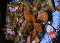 五花肉烧胡萝卜的做法图解10