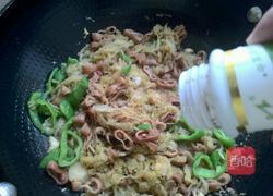 酸菜炒猪大肠的做法图解10