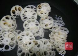 莲菜拌木耳的做法图解1